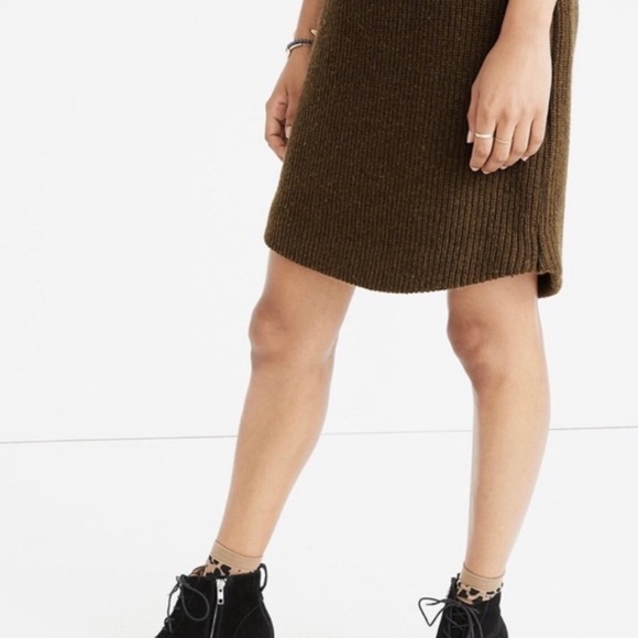 Madewell Curved Hem Sweater Dress - Picture 3 of 4